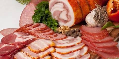 胃癌多是“吃”出來的？這4類肉制品，勸你最好一個(gè)也別碰！